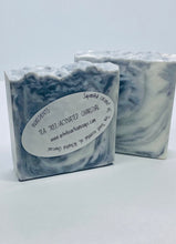 Load image into Gallery viewer, Arbutus Artisan Soaps